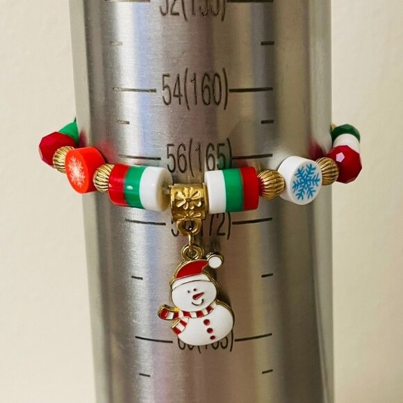 Christmas Themed Beaded Stretch Bracelets Set Of 4 With Charms in Red Green - Picture 4 of 9